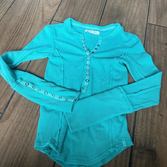 NWOT Free people Nailed It Henley mint XS - Picture 4 of 6